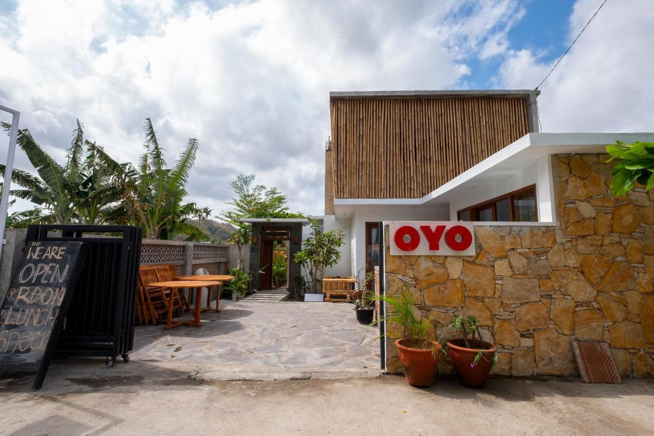 Oyo 1493 Surya Villa 셀롱 벨라낙 외부 사진