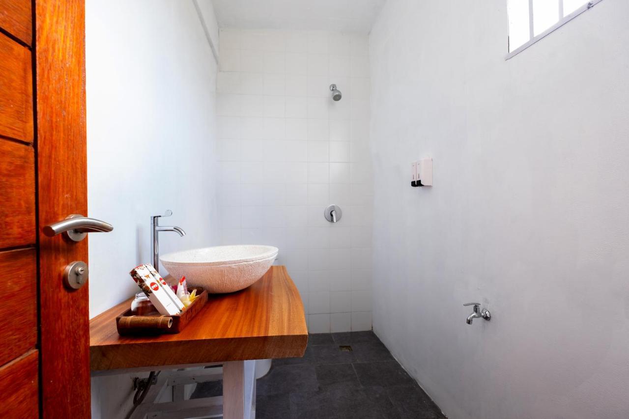 Oyo 1493 Surya Villa 셀롱 벨라낙 외부 사진